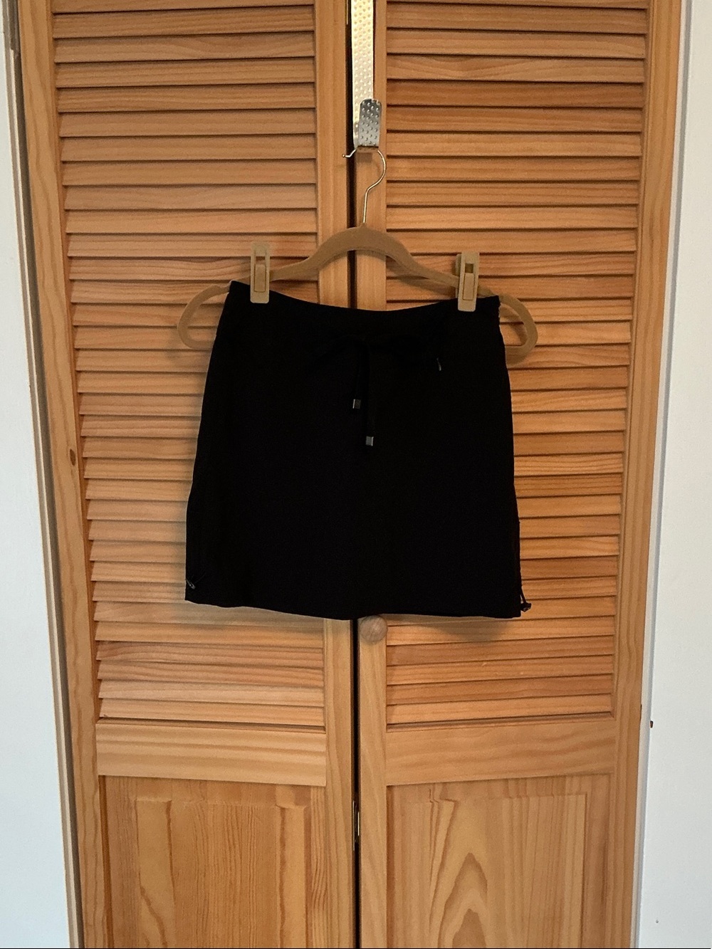 GreenTea Black Women's Drawstring Skort